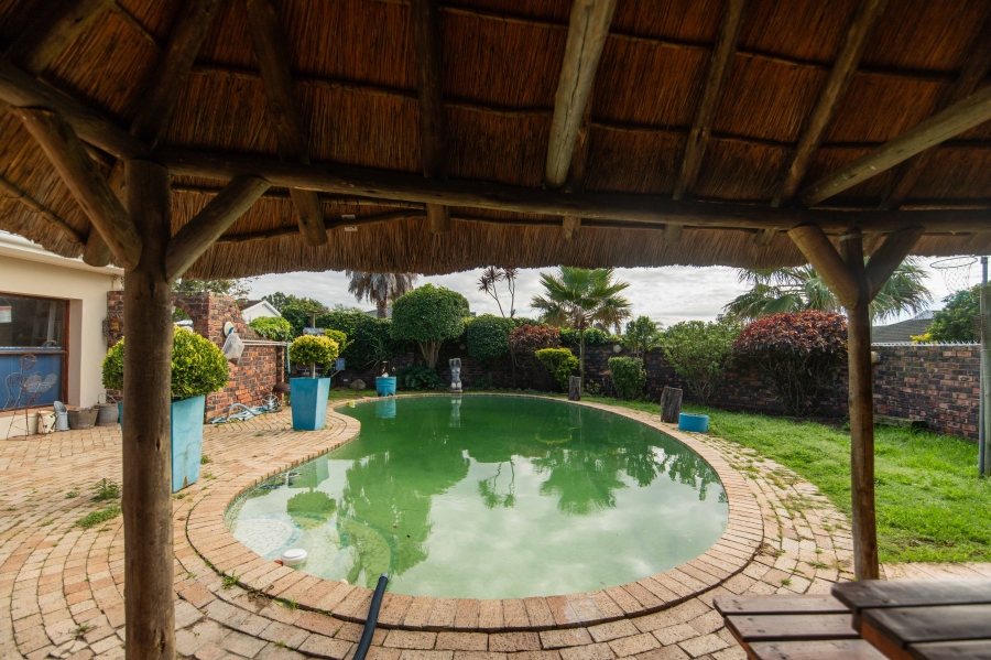 4 Bedroom Property for Sale in Fernglen Eastern Cape